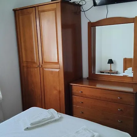 Ccca Monte Loureiro بيت ضيافة *